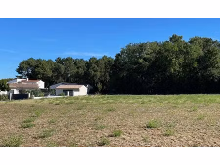 vente terrain 449 m² à les mathes (17570)  130 000 €