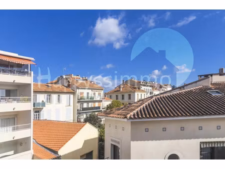 vente appartement 3 pièces 82 m² à hyeres (83400)  280 000 €