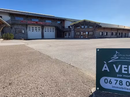 vente locaux professionnels à frasne (25560)  2 900 000 €