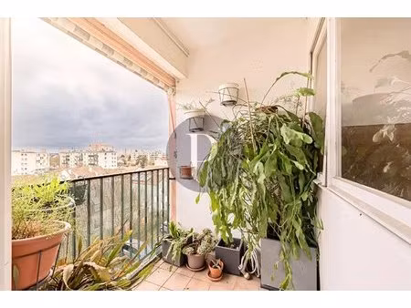 94550 - chevilly larue - appartement 3 pièces - balcon - cellier - metro ligne 14