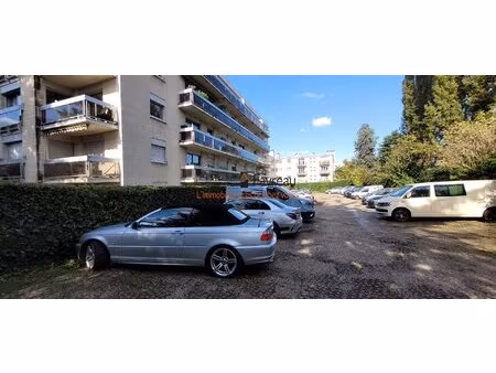 l'hay-les-roses - parking en exterieur  proche centre ville et au sein d'une copropriété s