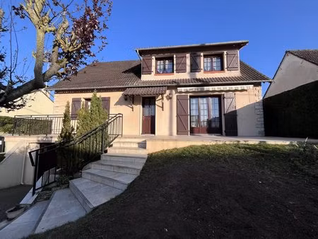 belle maison familiale  4 chambres