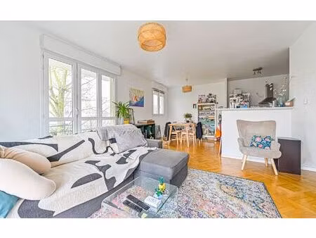 appartement les lilas 49.65 m² t-2 à vendre  395 000 €