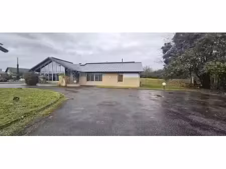vente locaux professionnels 0 pièces 200 m² à lescar (64230)  260 000 €