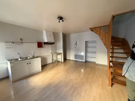 vente immeuble 23 pièces 420 m² à saint claude (39200)  280 000 €