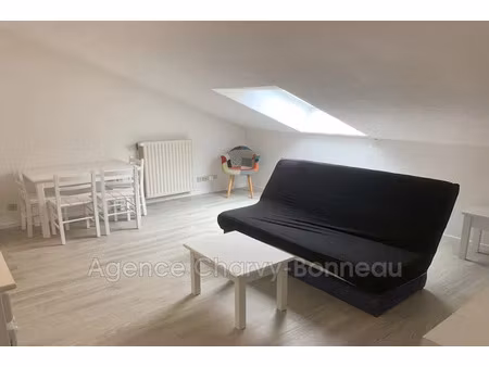 location meublée appartement 28.7 m² à saint-girons (09200)  467 €