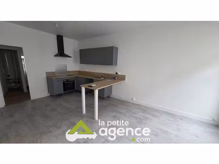 location appartement 3 pièces 70 m² à vierzon (18100)  600 €