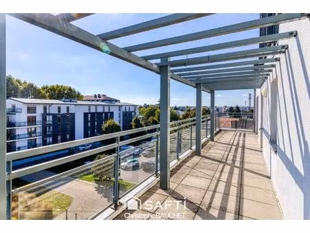 appartement 3/4p en duplex avec terrasse à bourg