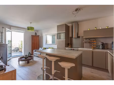 à vendre : appartement récent de 3 pièces à corbeil-essonnes
