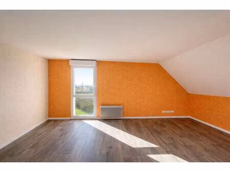 appartement 3 pièces à vendre à janzé avec terrasse garage et parking