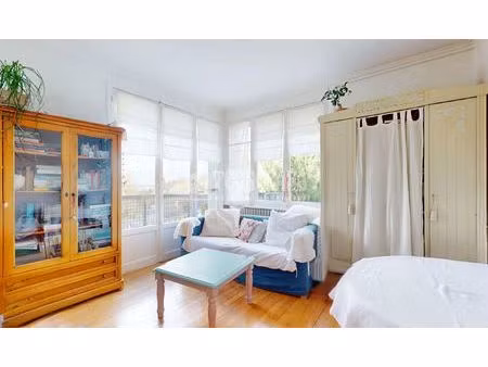 dernier étage - appartement 3 pièces de 58m2