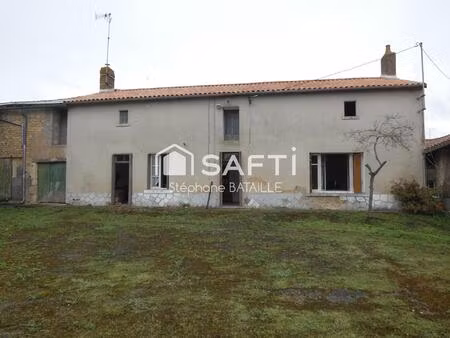 2 maison avec terrain et dependances.