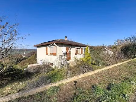 superbe maison individuelle avec garage et jardin