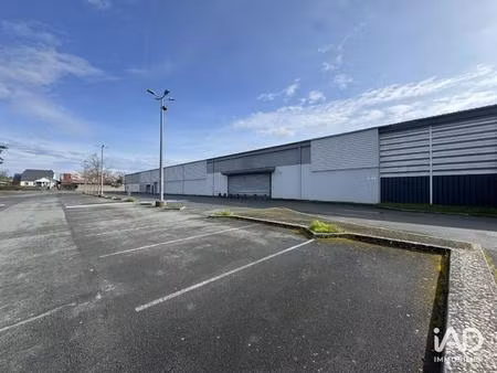 vente boutique/local commercial 1 070 m²