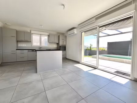 sanry-sur-nied : a vendre - maison 5 pièces individuelle de plain pied - 90m2