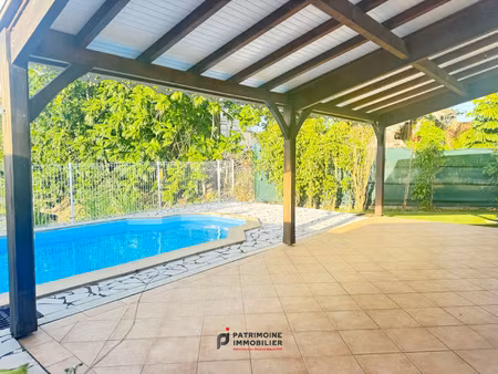 maison t4 + piscine a baie-mahault