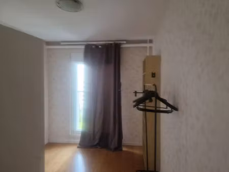 location meublée appartement 3 pièces 60 m² à antony (92160)  1 042 €