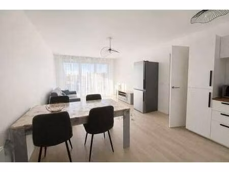 location appartement 3 pièces meublé à angers (49000) : à louer 3 pièces meublé / 62m² ang
