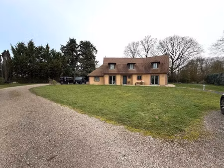 location maison 6 pièces 208 m² à mesnils-sur-iton (27240)  1 200 €