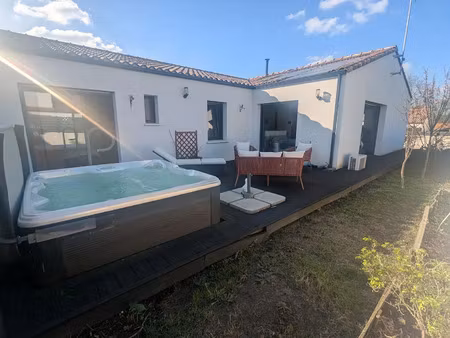 vente maison à soullans (85300) : à vendre / 107m² soullans