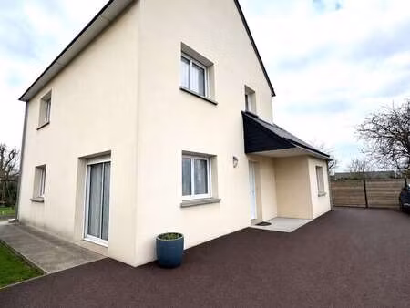 vente maison à carentan-les-marais (50500) : à vendre / 129m² carentan-les-marais