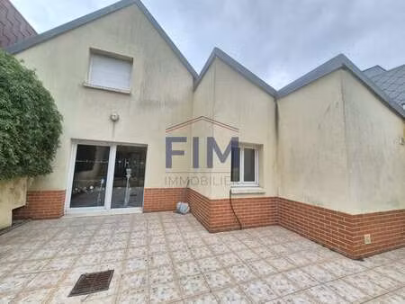 vente immeuble à neufchâtel-en-bray (76270) : à vendre / 158m² neufchâtel-en-bray