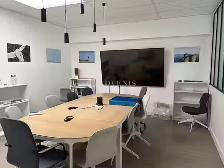 location locaux professionnels 0 pièces 307 m² à clermont-l'herault (34800)  3 600 €