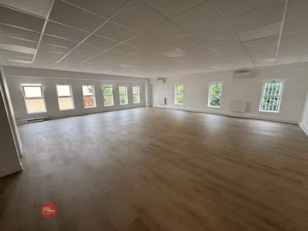 location locaux professionnels 280 m² à champigny-sur-marne (94500)  35 760 €