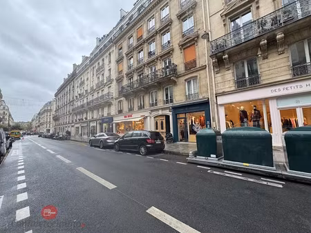 location locaux professionnels 200 m² à paris 10ème (75010)  150 000 €