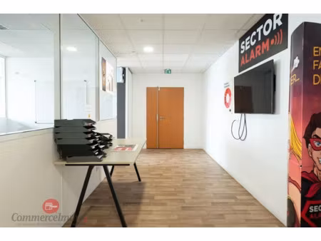location locaux professionnels 200 m² à vitry-sur-seine (94400)  24 000 €