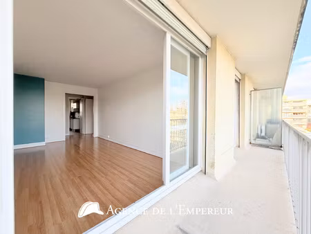 lumineux 3 pièces - 63 m2 - 3e et dernier étage - cave et pa