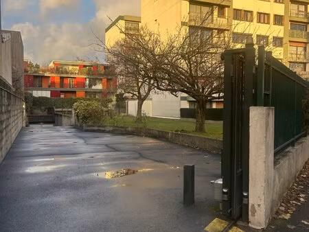 parking place carnot