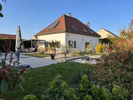 maison en pierre de taille entièrement rénovée