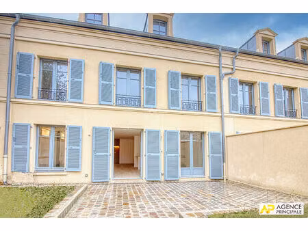 versailles notre-dame les prés exceptionnelle maison de ville de 186.55 m² au sol avec sou