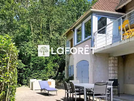 maison de charme de 8 pièce(s) 174 m2