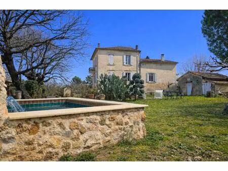 maison de maître de caractère au coeur de la provence - la motte