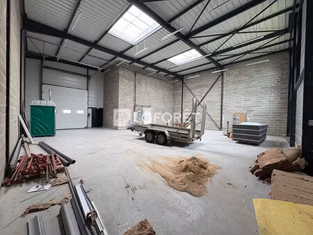 local d'activité oissel 300 m2
