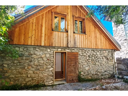 chalet authentique avec 2 logements indépendants – cœur du massif des écrins – proche deux