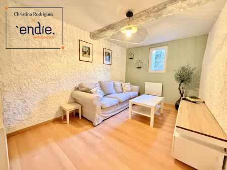 location meublée appartement 4 pièces 67 m² à lorgues (83510)  850 €