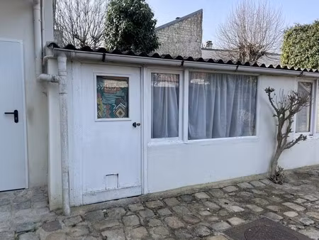 bel atelier ou bureau d’environ 34 m² – plateau de saint-germain-en-laye