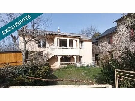 charmante petite maison.