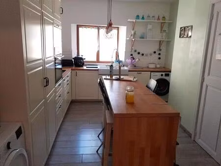 appartement t3 dans maison de village. marsillargues. 34590