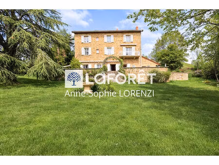 maison - 5 chambres - terrain 8000 m2 - vue