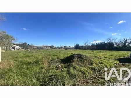 vente terrain à bâtir 830 m²