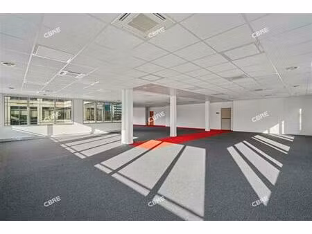 vente bureau villepinte 425 m²