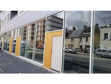 location commerce caen 202 m²