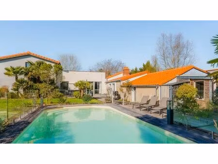 vente maison de luxe haute-goulaine 10 pièces 297 m² <meta name="description" content="nan