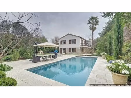 le cannet à vendre maison 6 pièces 163 m2 sur 1.294 m2 de terrain plat