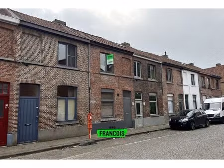 huis te huur in brugge met 2 slaapkamers