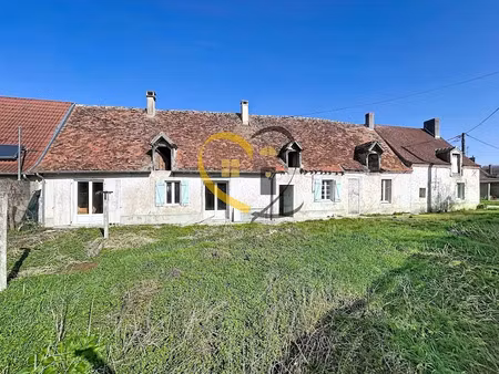 vente maison 5 pièces 240 m² à cerbois (18120)  107 000 €